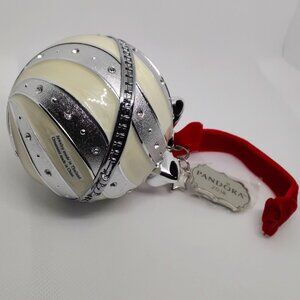 Pandora Christmas Ornament 2018 Limited Edition Radio City Rockettes